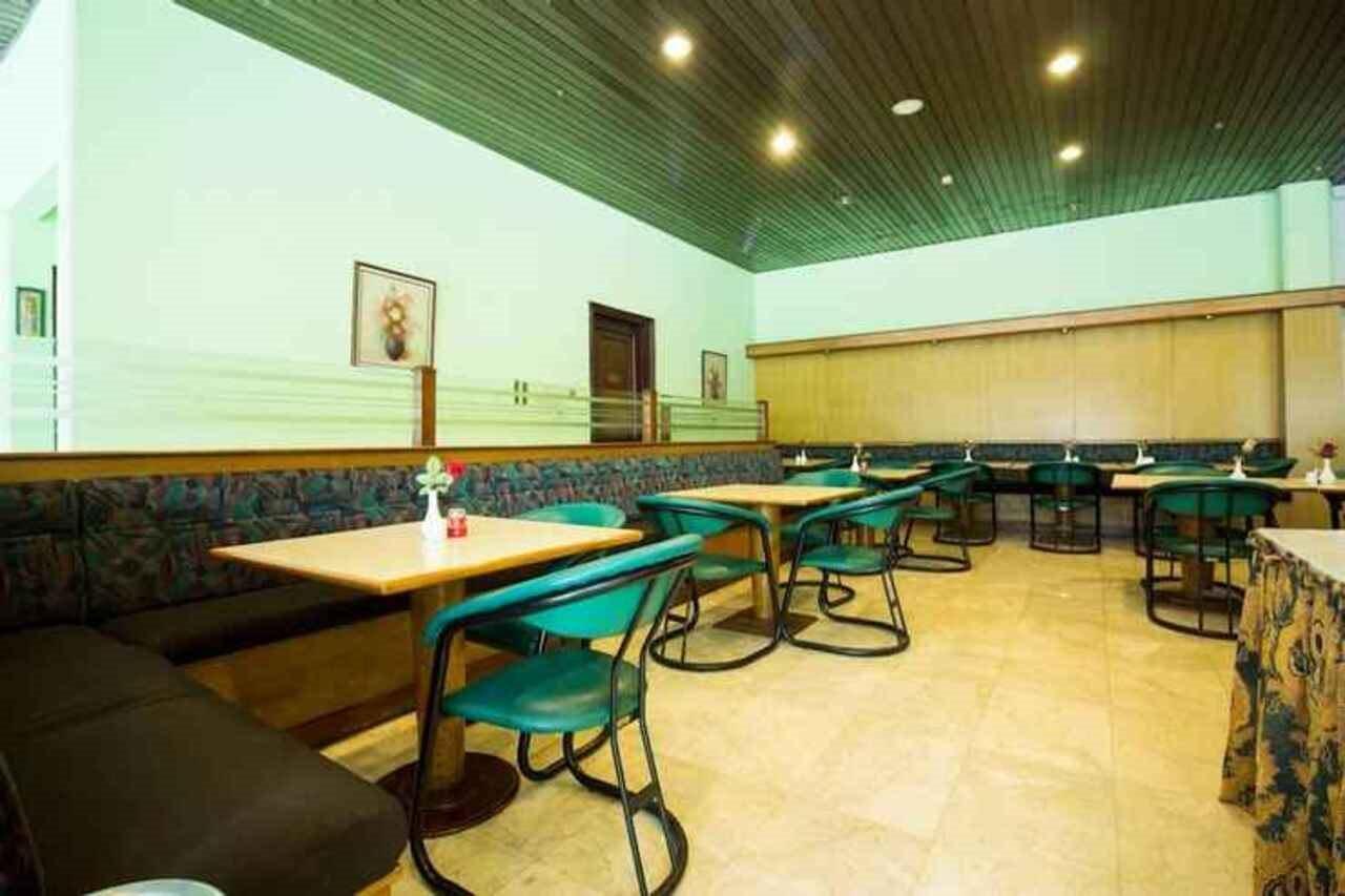 Super Oyo Townhouse 2 Hotel Gunung Sahari Jakarta Exteriör bild