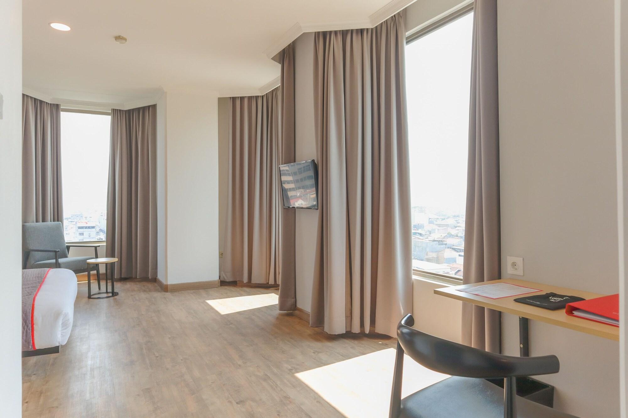 Super Oyo Townhouse 2 Hotel Gunung Sahari Jakarta Exteriör bild