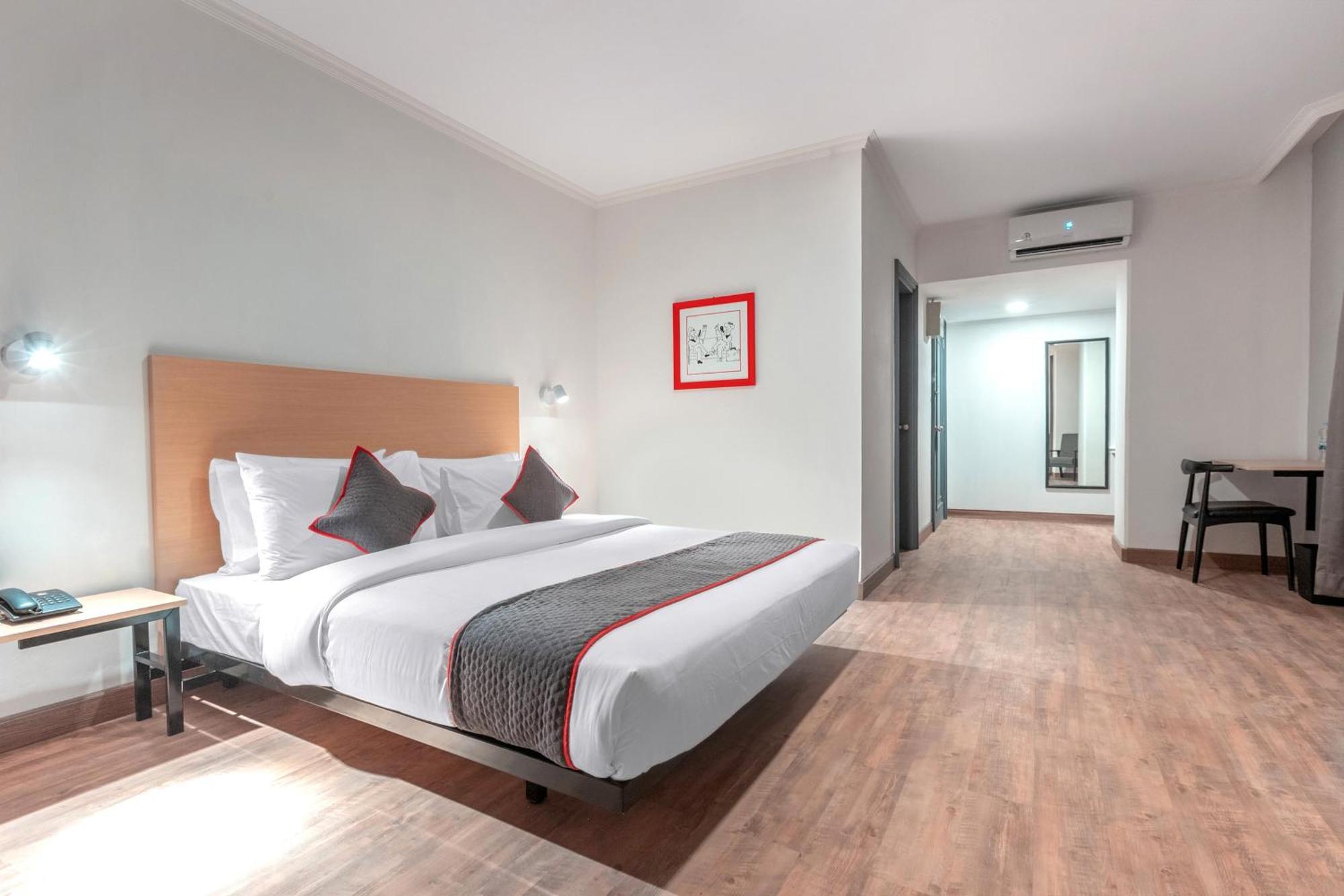 Super Oyo Townhouse 2 Hotel Gunung Sahari Jakarta Exteriör bild