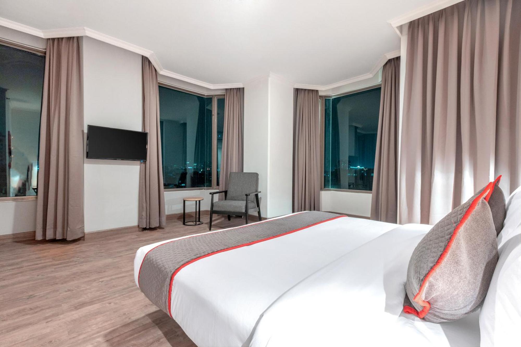 Super Oyo Townhouse 2 Hotel Gunung Sahari Jakarta Exteriör bild