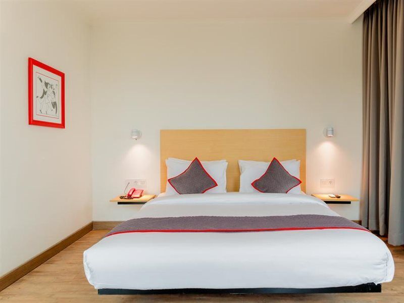 Super Oyo Townhouse 2 Hotel Gunung Sahari Jakarta Exteriör bild