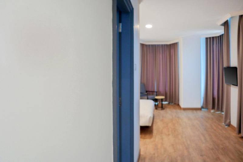 Super Oyo Townhouse 2 Hotel Gunung Sahari Jakarta Exteriör bild